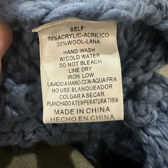 & MERCI Blue Heart Knit Pom Pom Sweater/cardigan - Picture 5 of 6